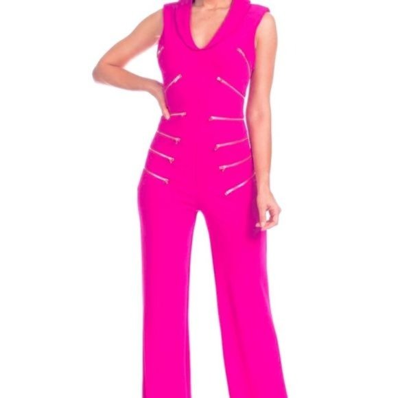 Elaine Zipped in the Bud: Tulip Collar Jumper Onesie Romper in White - Picture 4 of 7